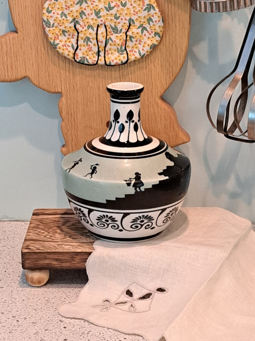 Vintage Art Deco Hand-Painted Black, Green and Cream Pottery 1920's Japan